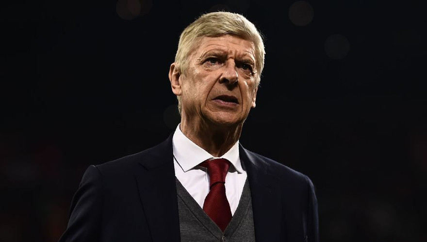 HLV Arsene Wenger.