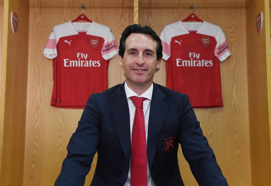 HLV Unai Emery tập trung chiêu mộ những cái tên giàu kinh nghiệm.