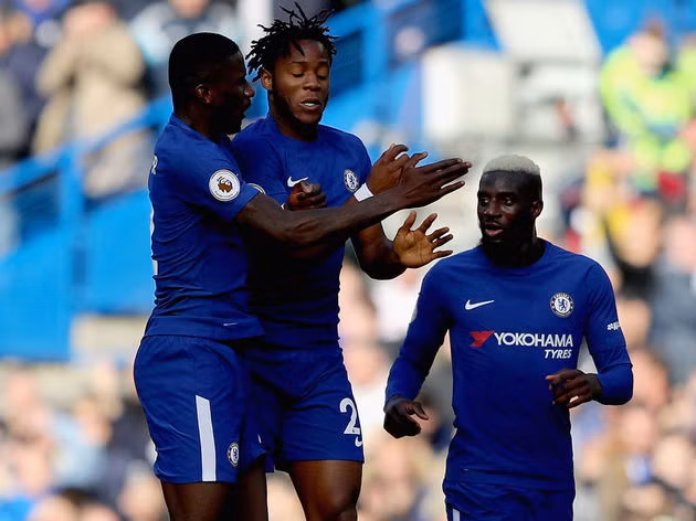 Tiemoue Bakayoko, Michy Batshuayi và Kurt Zouma chuẩn bị rời Chelsea.