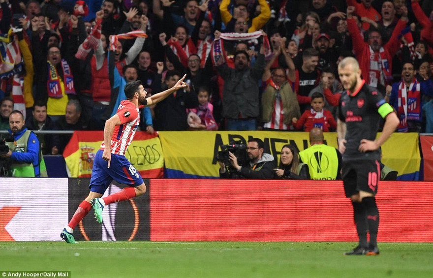 Diego Costa đưa Atletico Madrid vào chung kết Europa League.