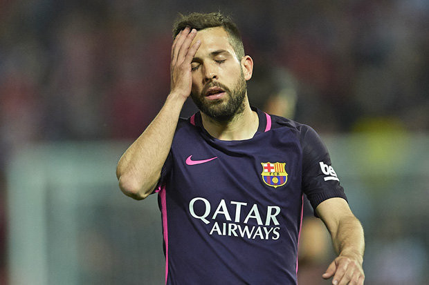 Jordi Alba không hài lòng với cuộc sống ở Barcelona.