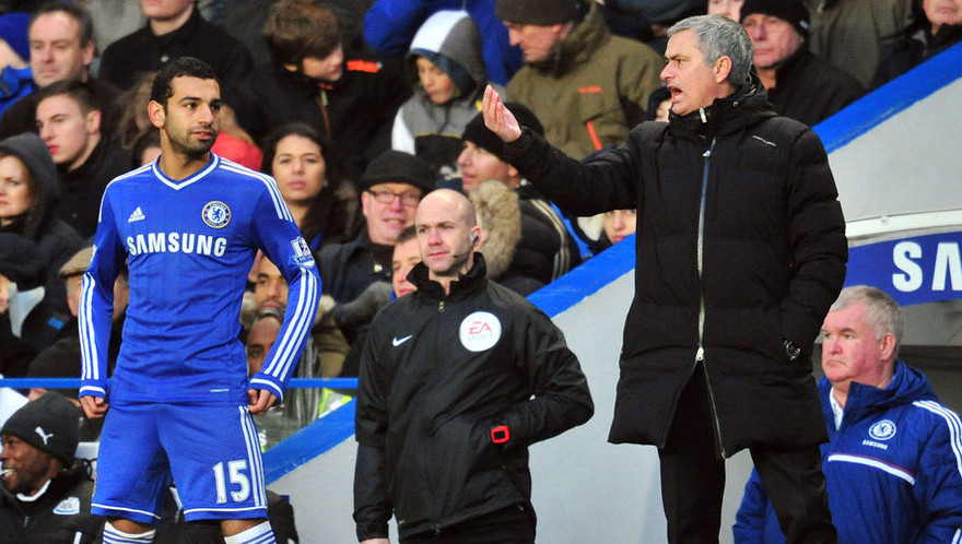 Salah ngầm trách cứ HLV Jose Mourinho vì không tin dùng mình.