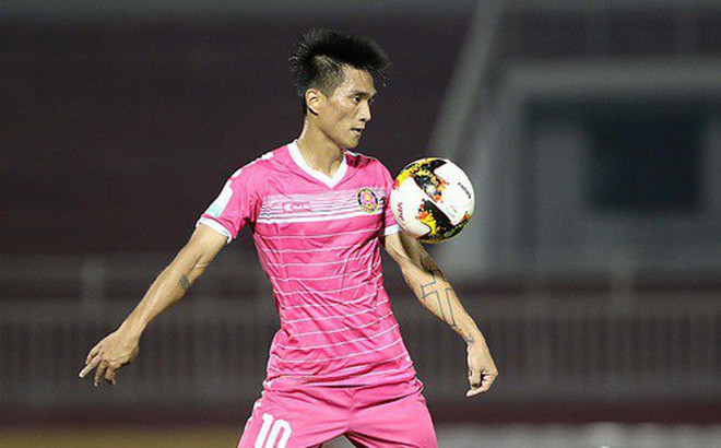 Hoàng Thiên quyết tâm ghi bàn vào lưới HAGL.