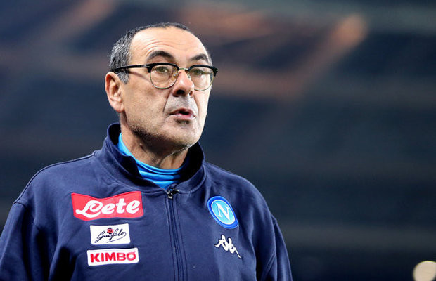 HLV Maurizio Sarri sẵn sàng rời Napoli.