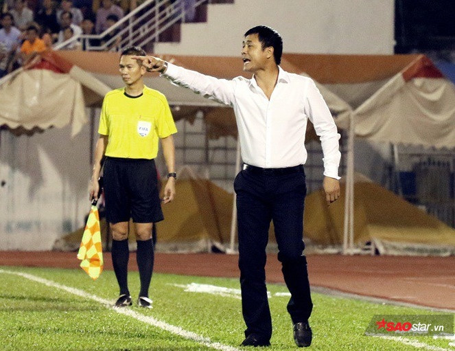 HLV Hữu Thắng về CLB TP.HCM vào tháng 6 tới?