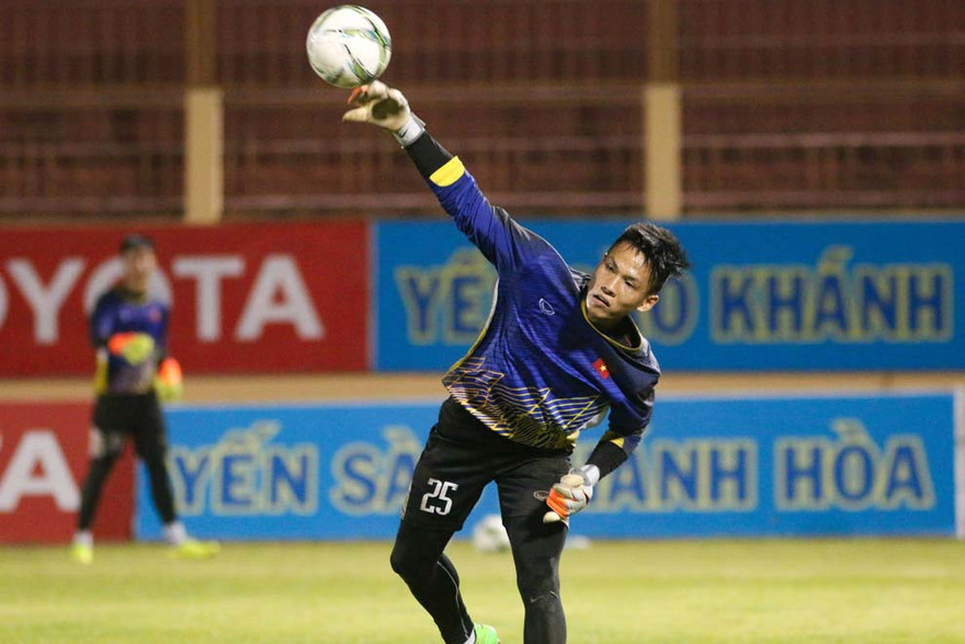 Thủ môn Bùi Sỹ Huy.