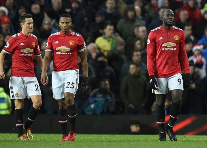 M.U vắng nhiều trụ cột khi tiếp Wolves.