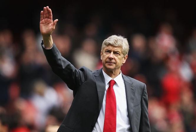 HLV Arsene Wenger.