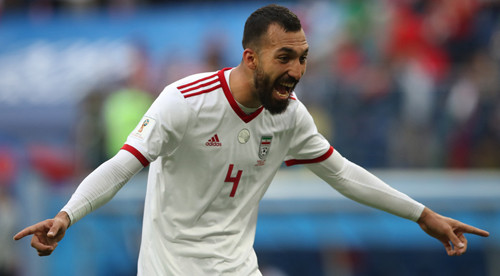 Rouzbeh Cheshmi đã sớm nói lời chia tay World Cup 2018 (Ảnh: supersport).