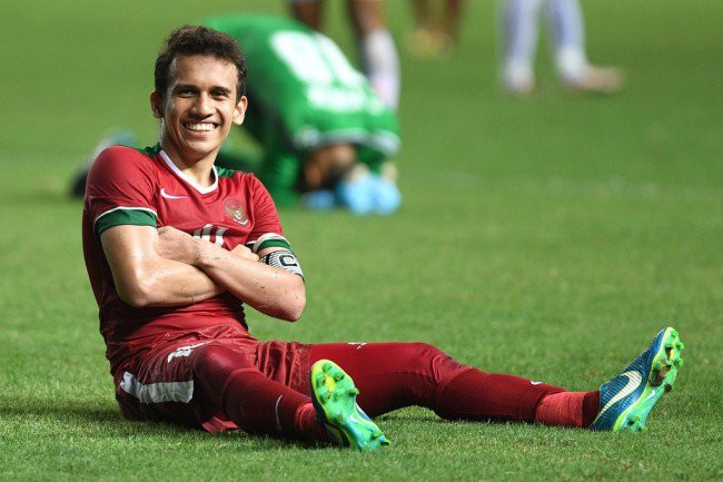 Egy Maulana vừa có 2 tuần thử việc tại St Etienne.