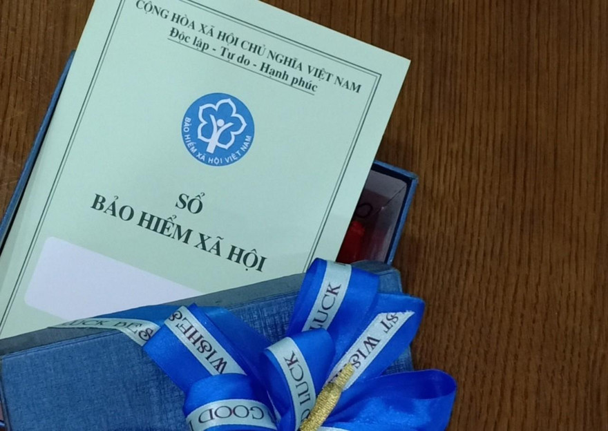 Điều kiện để được hoãn đóng vào Quỹ hưu trí, tử tuất?