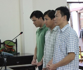 Gọi em trai đến giết người, nguyên trung úy Công an nhận 18 năm tù