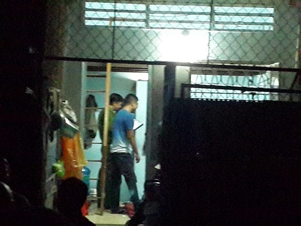 Công an khám nghiệm hiện trường vụ nổ súng 