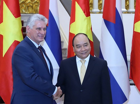 Thủ tướng Chính phủ Nguyễn Xuân Phúc đã hội kiến với Chủ tịch Hội đồng Nhà nước và Hội đồng Bộ trưởng Miguel Mario Diaz Canel Bermudes. Ảnh: Như Ý