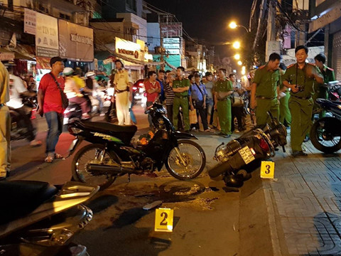 Dân mạng tiếc thương các 'hiệp sĩ' xả thân bắt cướp ở Sài Gòn