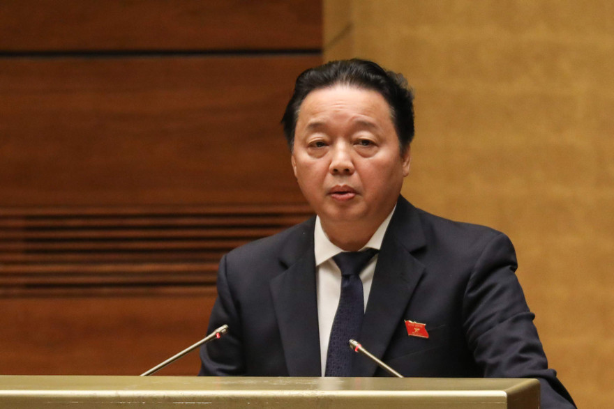 Bộ trưởng Trần Hồng Hà