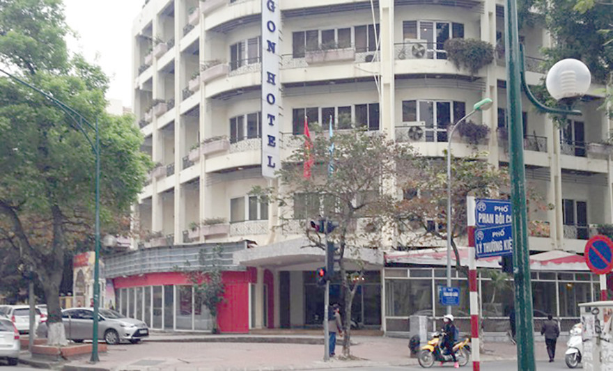 Tổng Cty Đường sắt đem quyền thuê lô đất số 80 Lý Thường Kiệt (Hà Nội) để góp vốn đầu tư ngoài ngành được Thanh tra Chính phủ chỉ ra là sai quy định, nhưng tới nay vẫn chưa được thu hồi về cho nhà nước. Ảnh: Sỹ Lực.