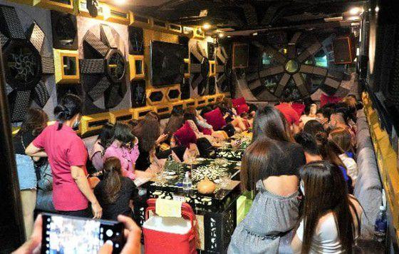 Kinh doanh karaoke không phép, nhà hàng The King bị phạt 65 triệu đồng