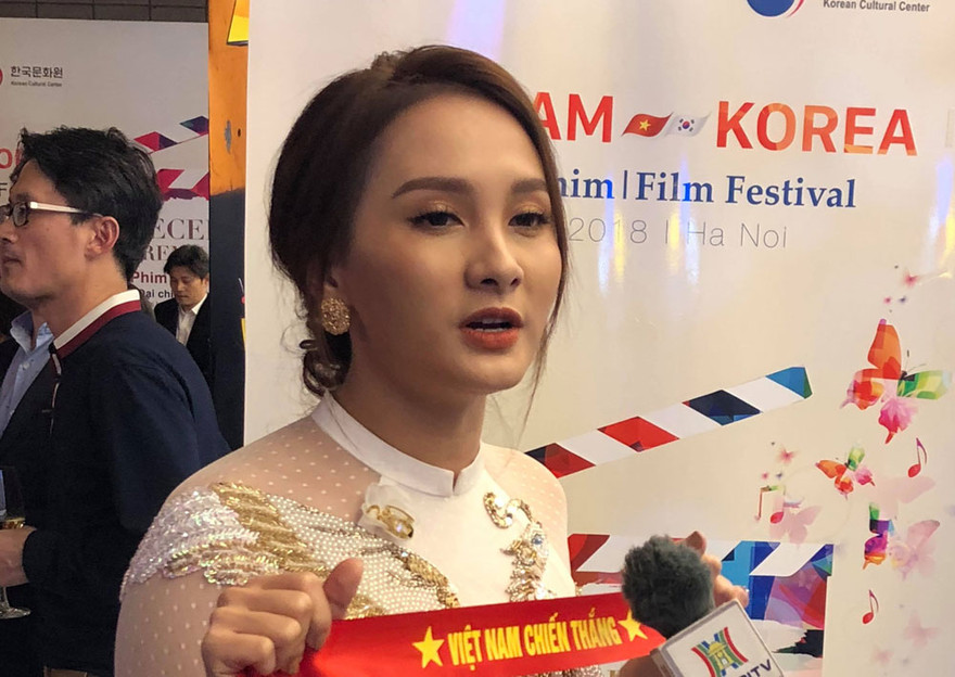 Nữ diễn viên Bảo Thanh tin chắc Việt Nam vô địch. Ảnh: L.A