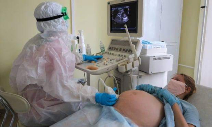 Các bà bầu ở Mỹ không được vào phòng chăm sóc đặc biệt vì không có triệu chứng COVID-19.