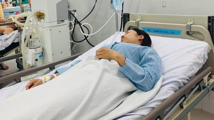 Cả nhà cấp cứu vì ngộ độc tinh dầu đuổi muỗi