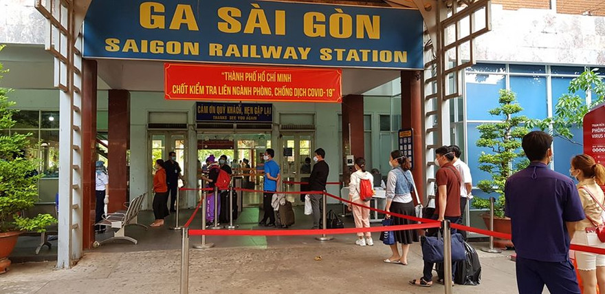 Đường sắt nối lại nhiều tuyến tàu địa phương phục vụ dịp nghỉ Lễ 30/4.