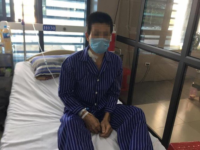 Sau khi được cấp cứu, điều trị tích cực, ông M đã thoát khỏi "lưỡi hái tử thần" .Ảnh: ĐK