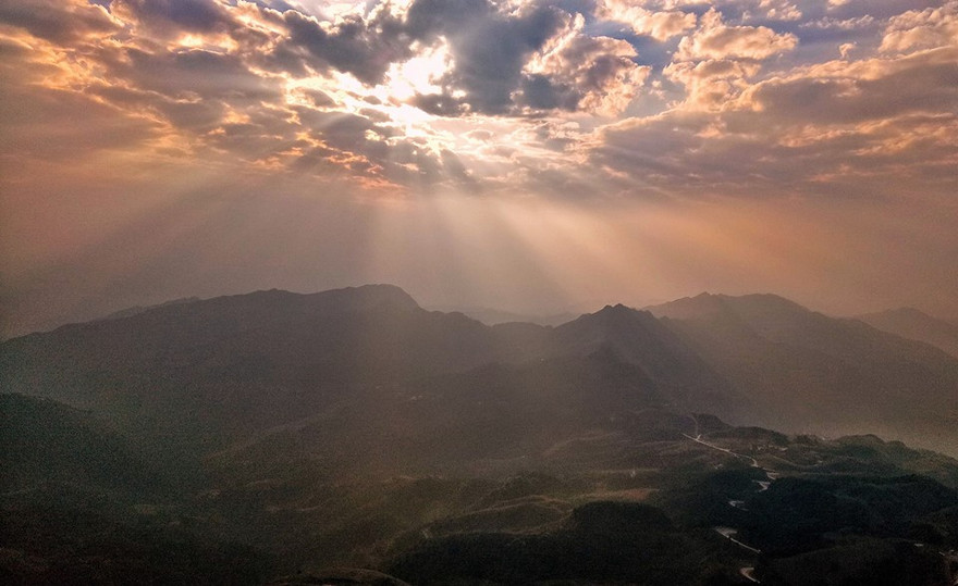 Mẫu Sơn có băng tuyết 3 ngày kéo dài liên tục, thu hút sự chú ý của du khách *ảnh: Hoàng Huy