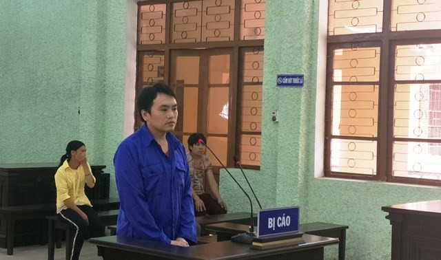 Bị cáo Thào Văn Ky ra tòa lĩnh án .Ảnh: CB