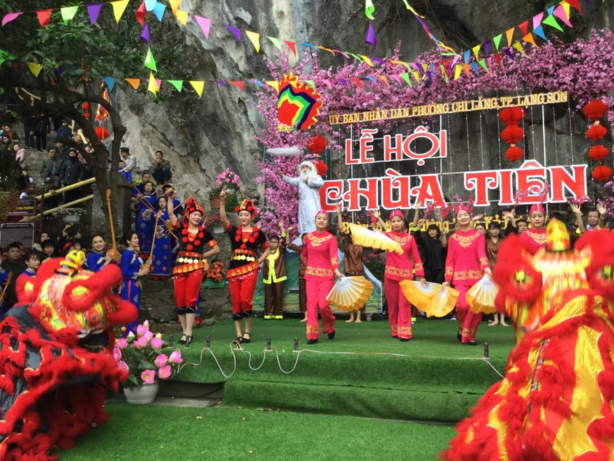 Lễ hội Chùa Tiên rực rỡ sắc tộc, gắn với sự tích Tiên ông cho nước .Ảnh: Duy Chiến