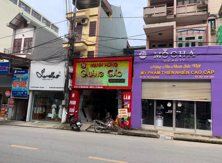 Căn hộ số 157 phố Trần Đăng Ninh (giữa) ở trọ trong những ngày ở thành phố Lạng Sơn .Ảnh: Duy Chiến