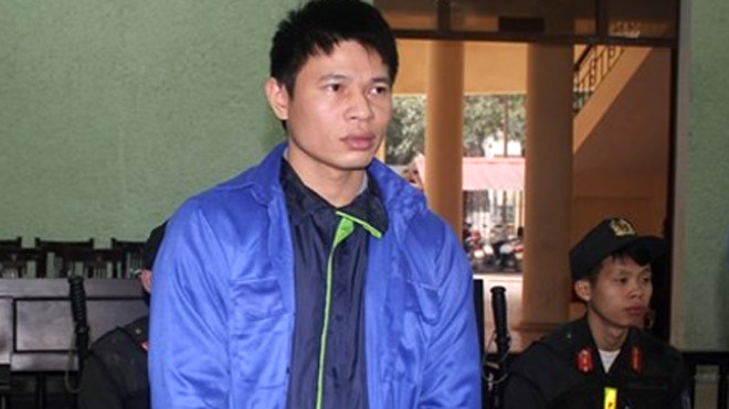 Bị cáo Thọ ra tòa lĩnh án. Ảnh: PO