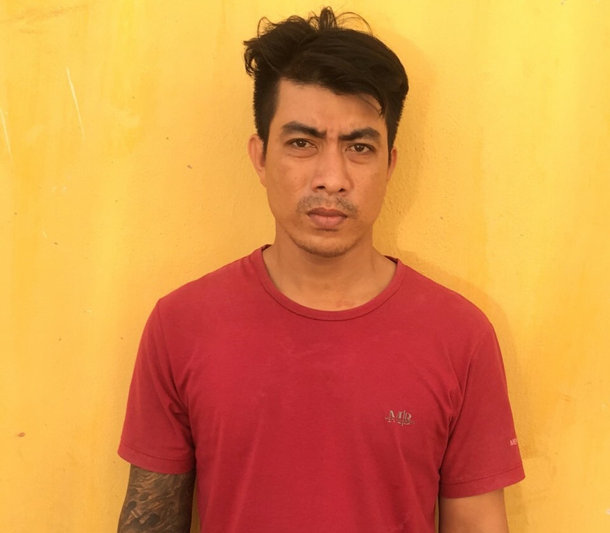 Toàn bị bắt giữ