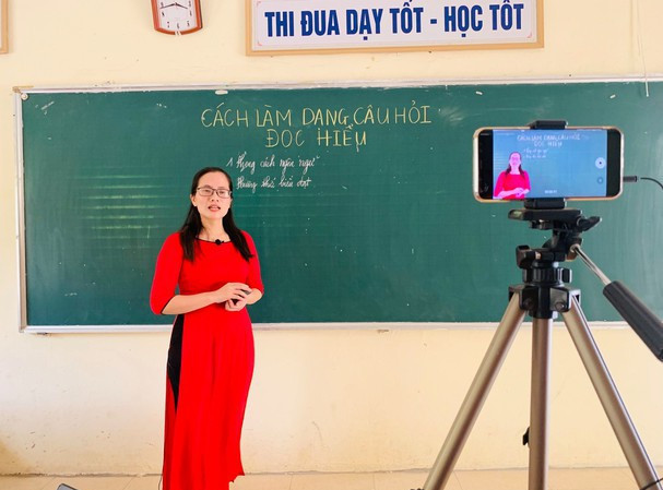 Đại biểu đề nghị đánh giá hiệu quả qua việc học trực tuyến. Ảnh TP