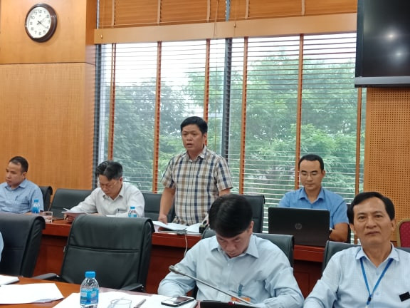 Lãnh đạo Vụ công chức – viên chức trao đổi với PV