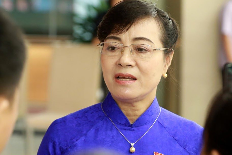 ĐB Nguyễn Thị Quyết Tâm trả lời báo chí sáng nay