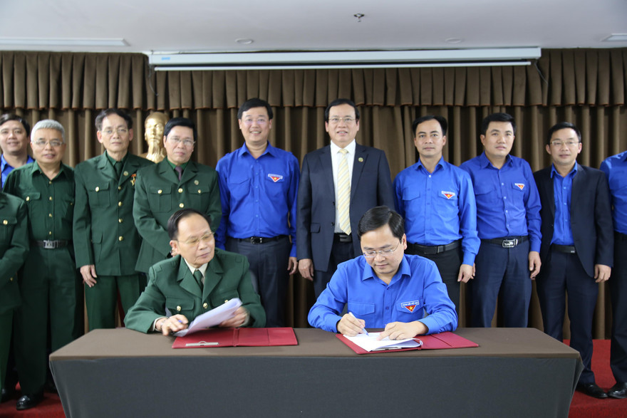 T.Ư Đoàn và Hội Cựu TNXP Việt Nam ký kết chương trình phối hợp giai đoạn 2019 - 2021.