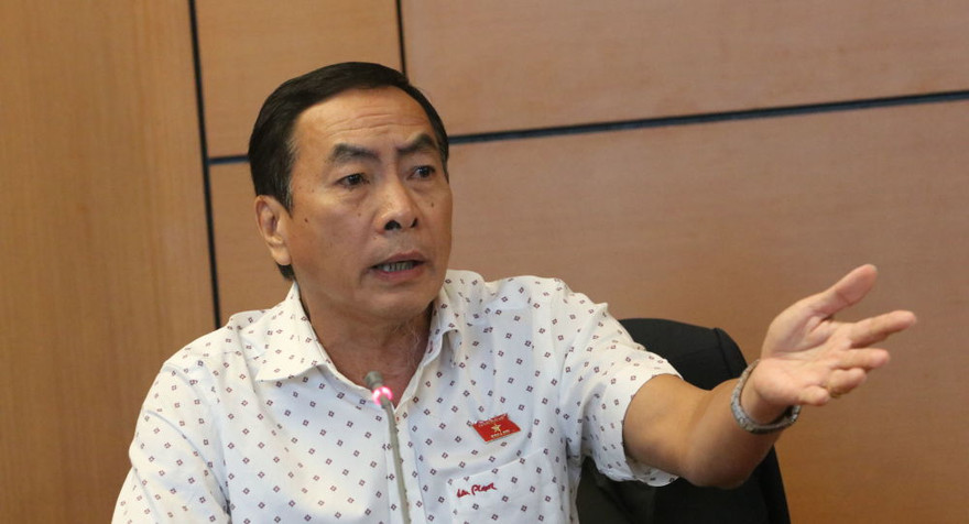 ĐBQH Phạm Văn Hòa