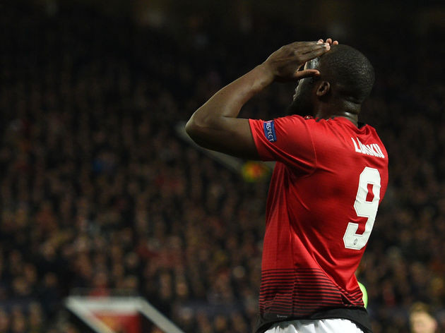 Romeu Lukaku dính chấn thương và nguy cơ nghỉ 2 trận còn lại của M.U.