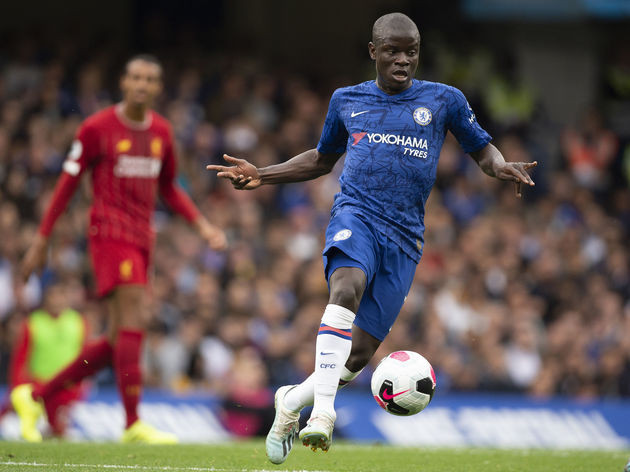 N'Golo Kante bất ngờ vắng mặt ở trận đấu với Brighton vì bị ốm.