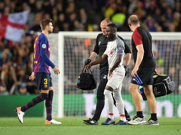 Naby Keita chấn thương nặng và phải nghỉ hết giải.