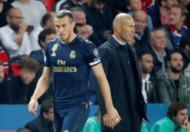 Bale cầm đầu nhóm nổi loạn "bật" lại HLV Zidane?