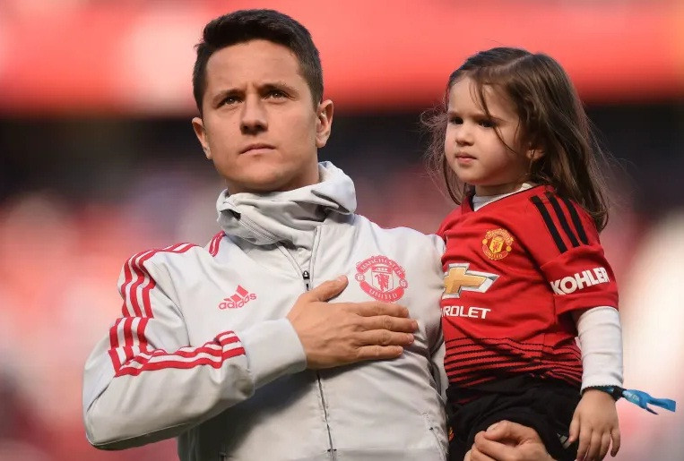 Ander Herrera chuẩn bị gia nhập PSG.