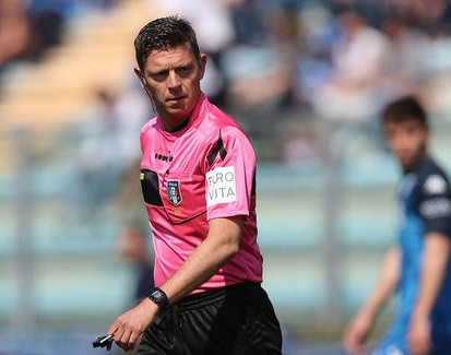 Trọng tài Gianluca Rocchi.