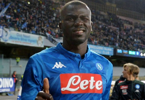 Kalidou Koulibaly có nhiều kỷ niệm khó quên với HLV Sarri.