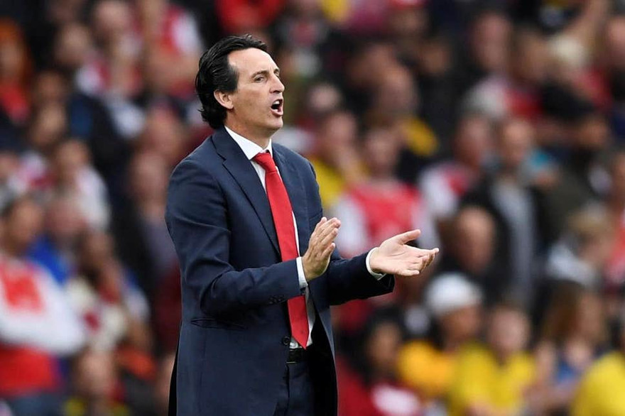 HLV Unai Emery của Arsenal.