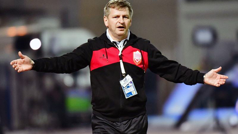 HLV Miroslav Soukup của ĐT Bahrain.