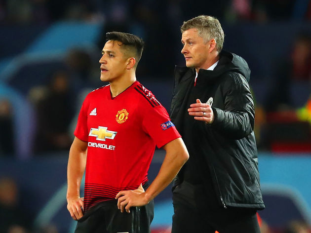 Alexis Sanchez đã chơi cực tệ trước PSG.