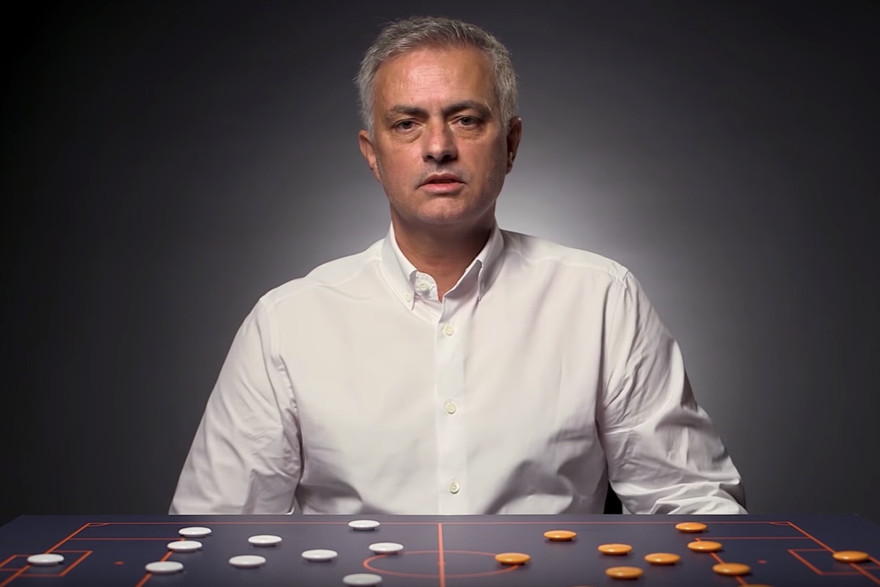 HLV Jose Mourinho.