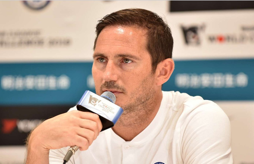 HLV Frank Lampard đang chịu những sức ép nhất định.